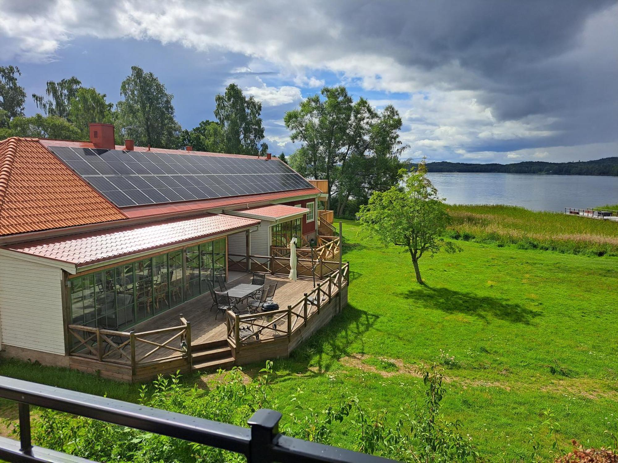 Hotel Smalandsgarden à Gränna Extérieur photo
